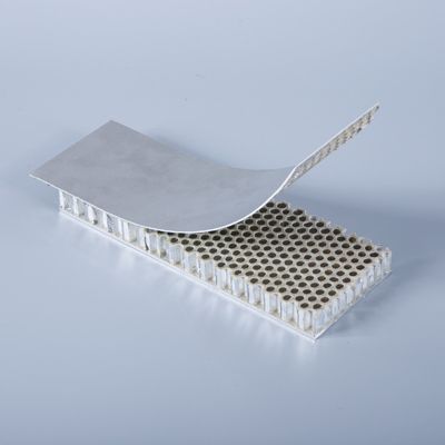 Impact Resistance ≥15MPa/M2 Aluminum Honeycomb Panels For Building Curtain Wall