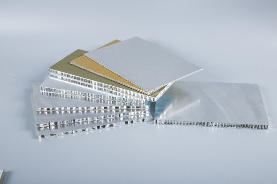 Standard Size 1220*2440mm Aluminum Honeycomb Panels For Buildings