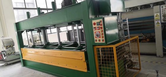Oil Heating Compound Hot Press Machine For Making Honeycomb Panel