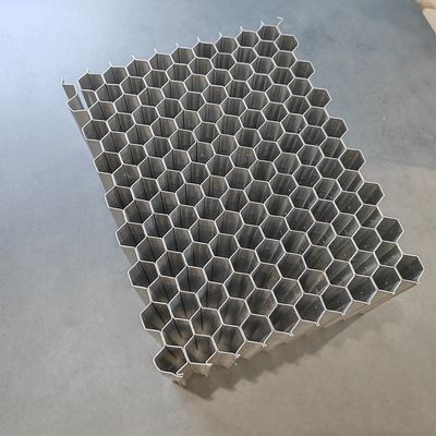 Two Piece Adhesive Type Aluminum Honeycomb Core Used In Deformable Crash Test Barriers