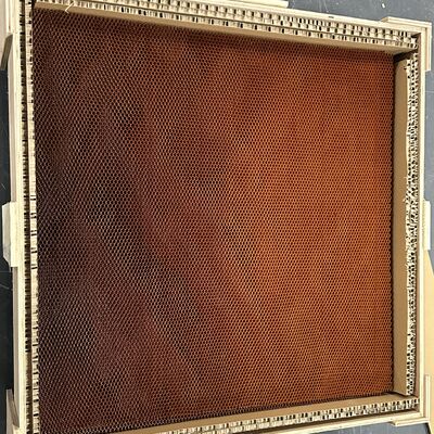 Density 56 Flexible Aramid Honeycomb Core Plum Shaped Perforated Grid